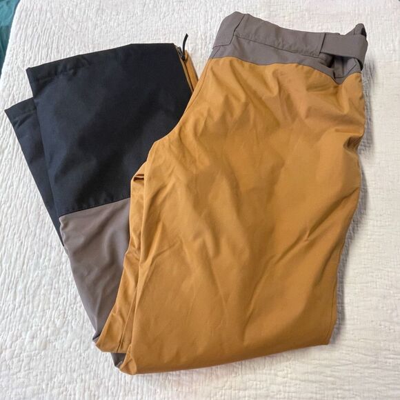 Amazon Essentials Men’s Waterproof Insulated Snow Ski Pants Black Gold – Size M - Picture 5 of 8